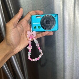 Rare Used Teal Blue Samsung SL605 12 MP Digital Camera Charger & SD Card, case